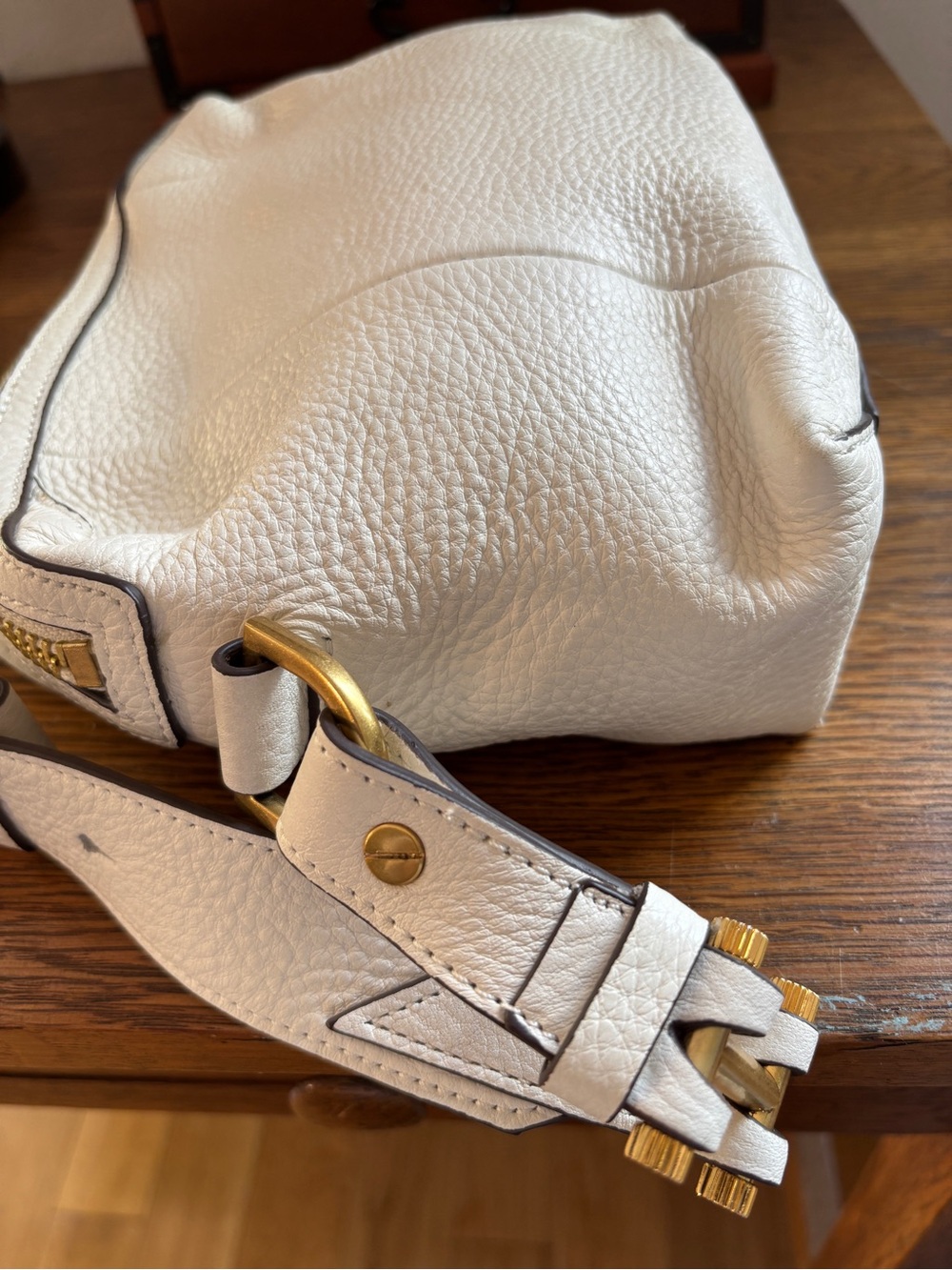 India Hicks Shift & Switch Crossbody Bag - Picture 5 of 16